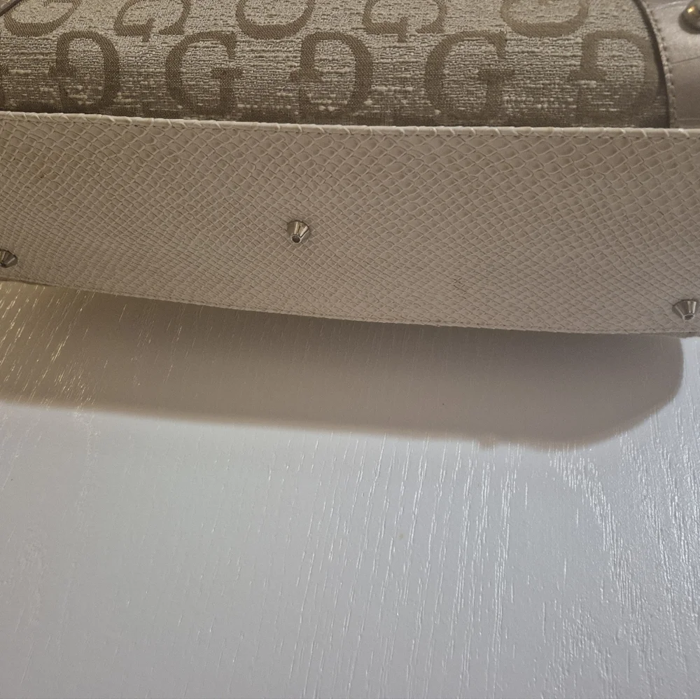 Guess Beige and Brown Women's Handbag - Picture 4 of 8